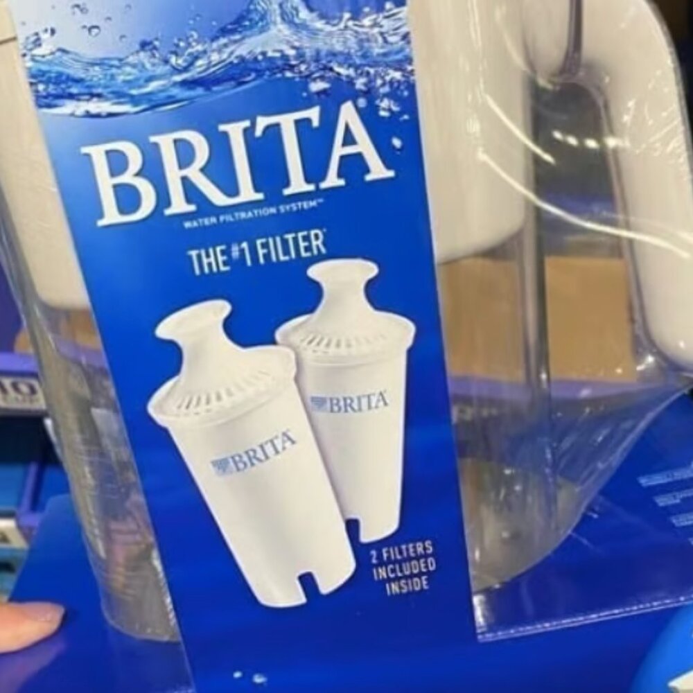 Brita 10 cup water filtration system  pitcher +  2 filters included  NEW  NWT